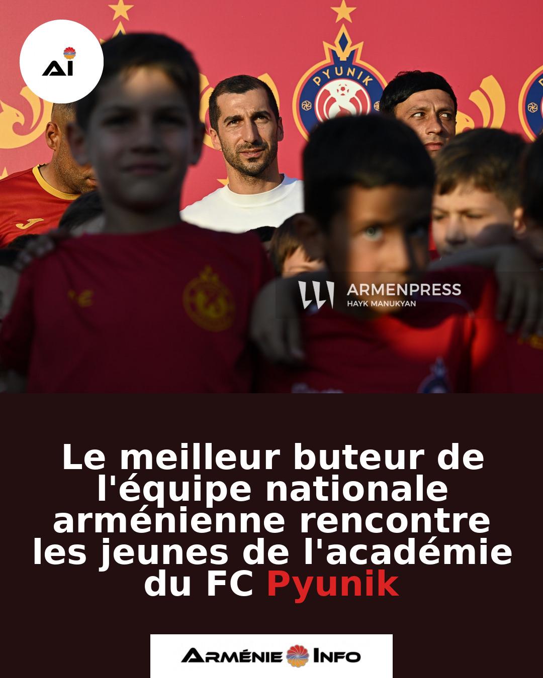 Le-meilleur-buteur-de-lequipe-nationale-armenienne-rencontre-les-jeunes-de-lacademie-du-FC-Pyunik