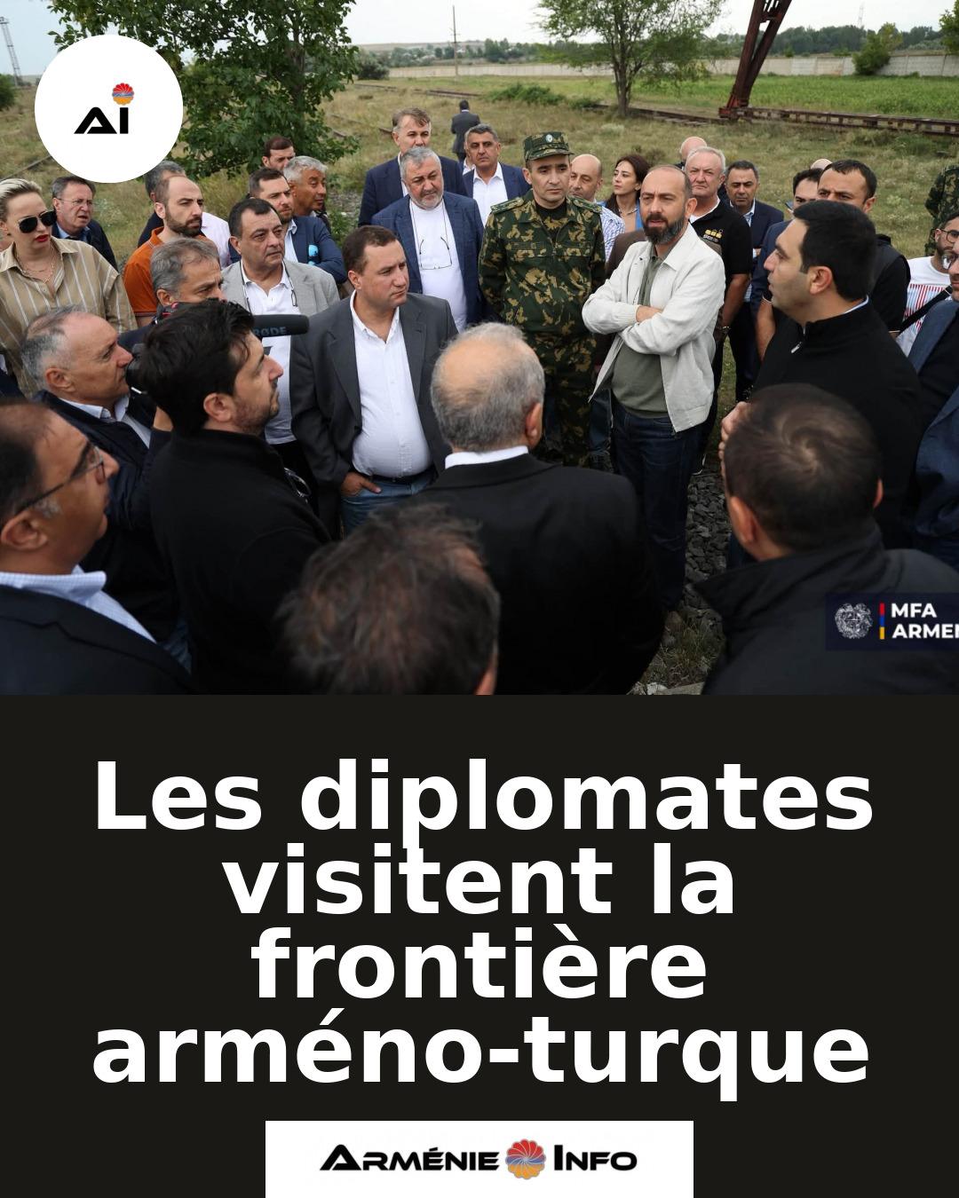 Les-diplomates-visitent-la-frontiere-armeno-turque